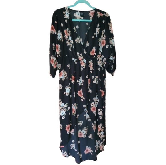 Torrid Hi-Lo Walkthrough Dress - Picture 1 of 6